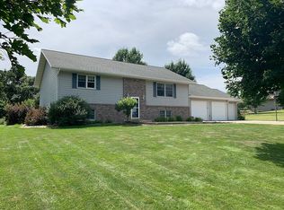 1108 Oak Hill Rd, Estherville, IA 51334