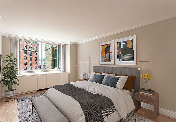3rd image of 30 W 63rd St APT 11M