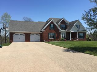 1175 Kingsridge Rd, Carrollton, KY 41008