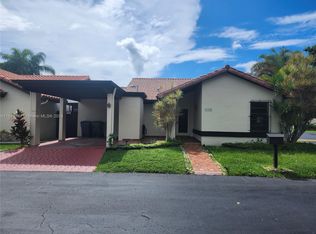 8965 SW 112th Pl, Miami, FL 33176