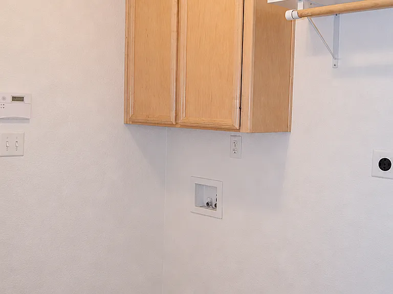 5802 Venetian Ct — Photo 30
