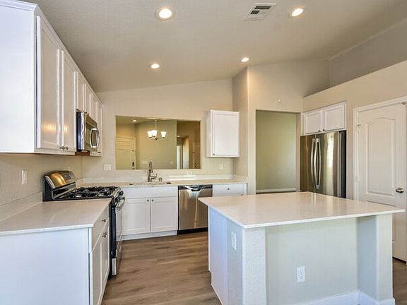 5th image of 2537 N Las Vegas Blvd #3