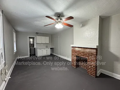 1645 W 17th St #2 Photo 1