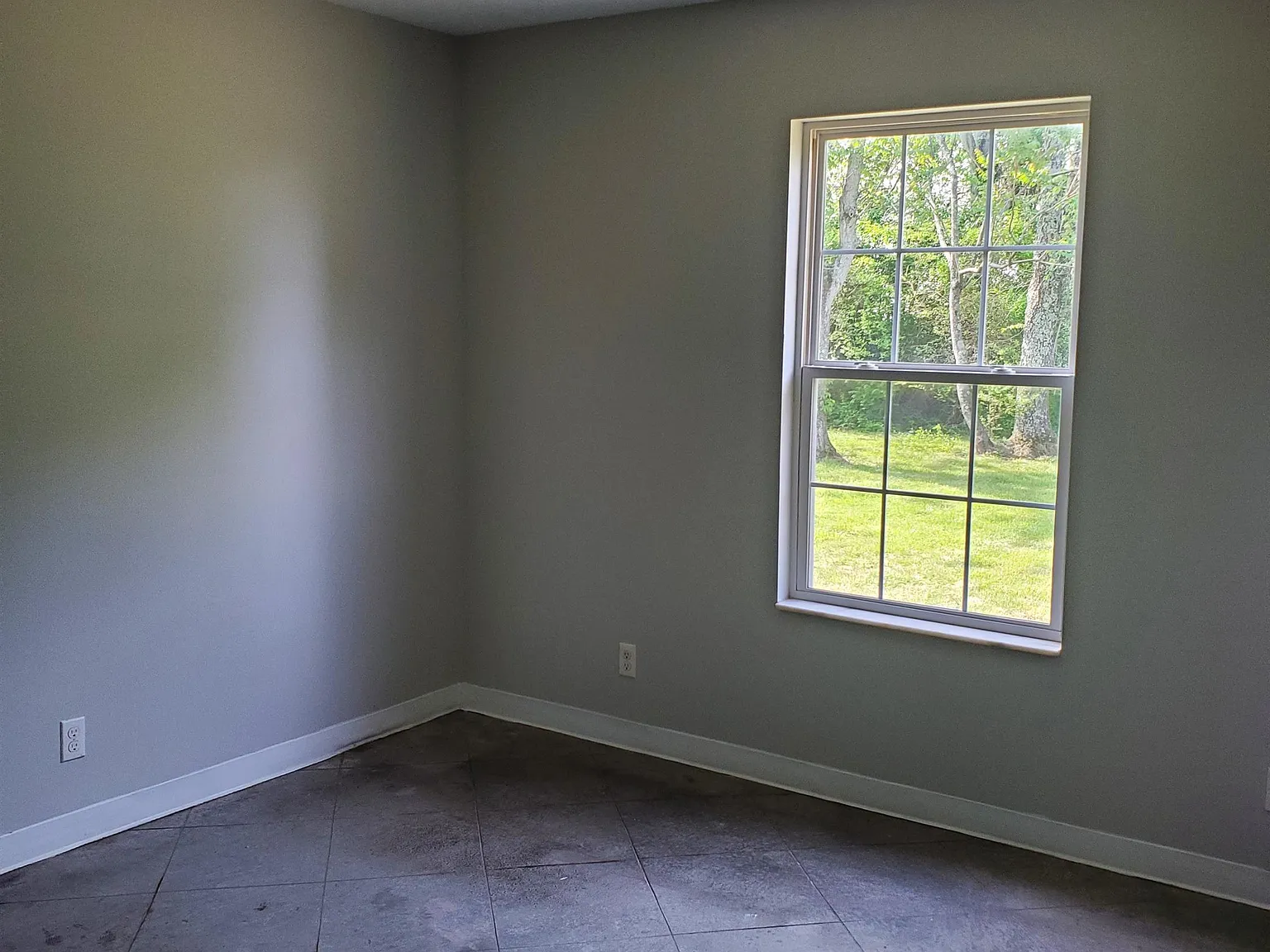 418 West 21st Avenue - 1 — Photo 2
