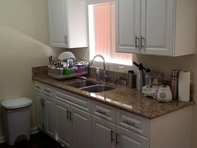 1106 Locust Ave #209 — Photo 3