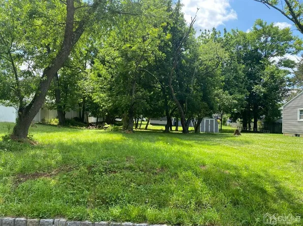 231 Highland Ave, Piscataway, NJ 08854