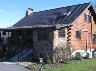 90 Pine Hill Rd, Mc Veytown, PA 17051