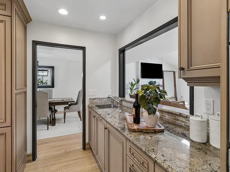 2800 Calle Vista Way — Photo 18