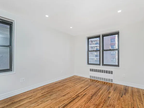 3101 Ocean Parkway image 27 of 39