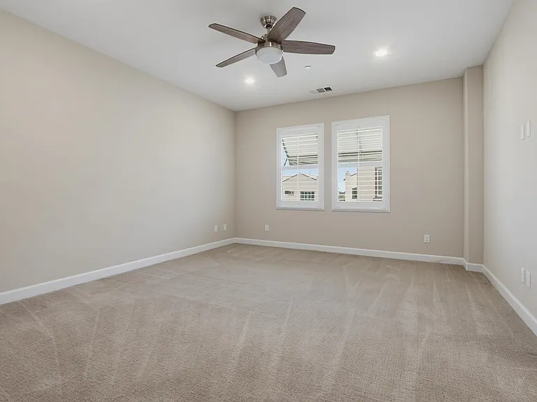 1577 Castillo #8 — Photo 37