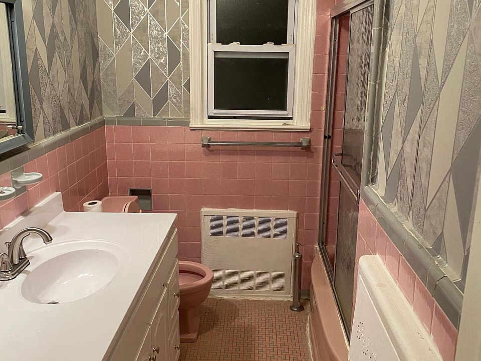 1st image of 642 E 85th St #2