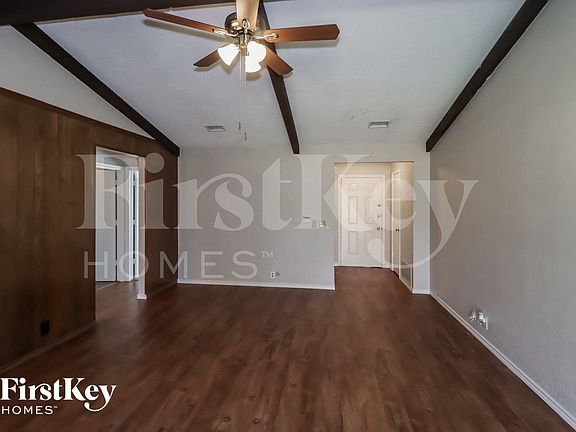 4th image of 3400 Peppertree Ct