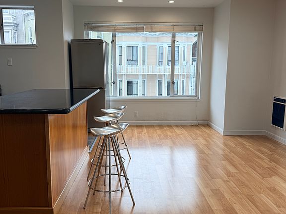 dining area + kitchen island