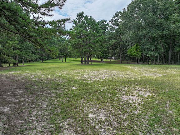 4th image of 127 County Road 1001 S