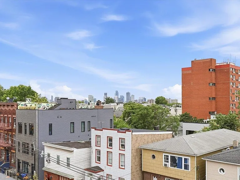 192 Congress St #2 — Photo 24