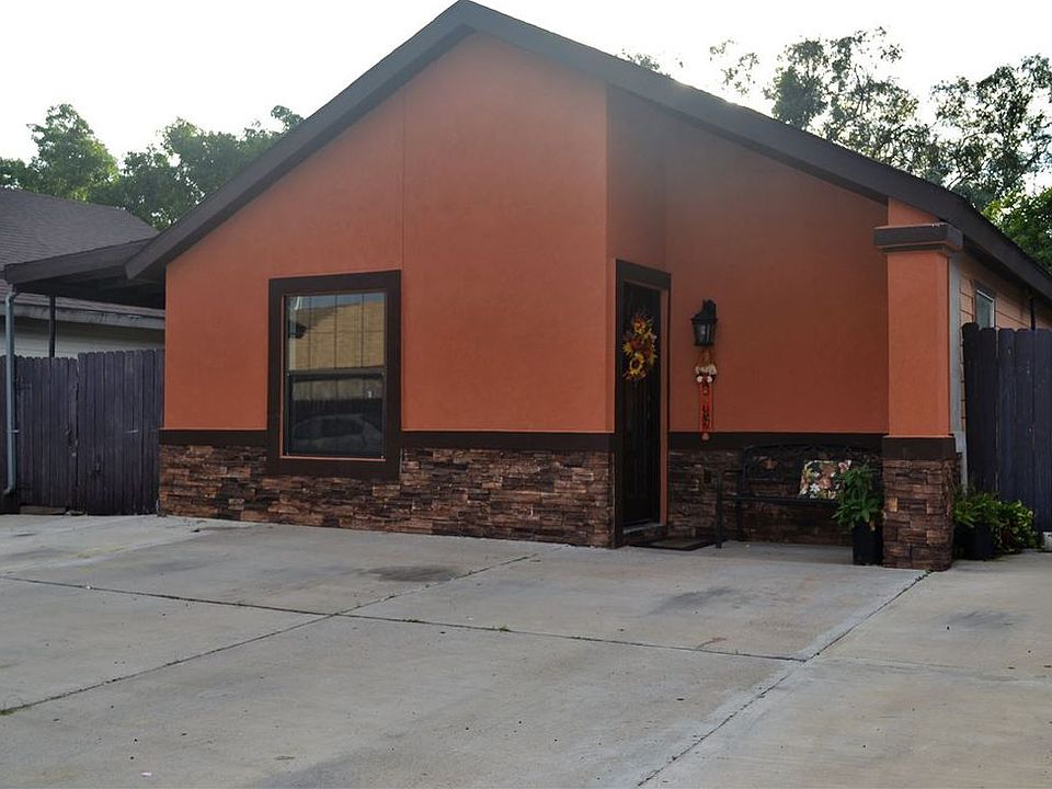 1st image of 610 Minutemen Dr