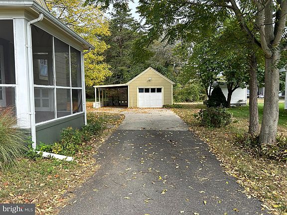 3rd image of 1400 Washington Ave