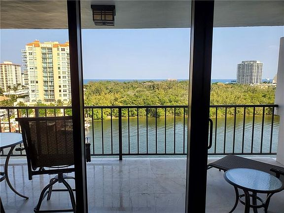 5th image of 936 Intracoastal Dr APT 10D