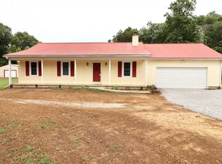 83 Center Grove Rd, Medina, TN 38355