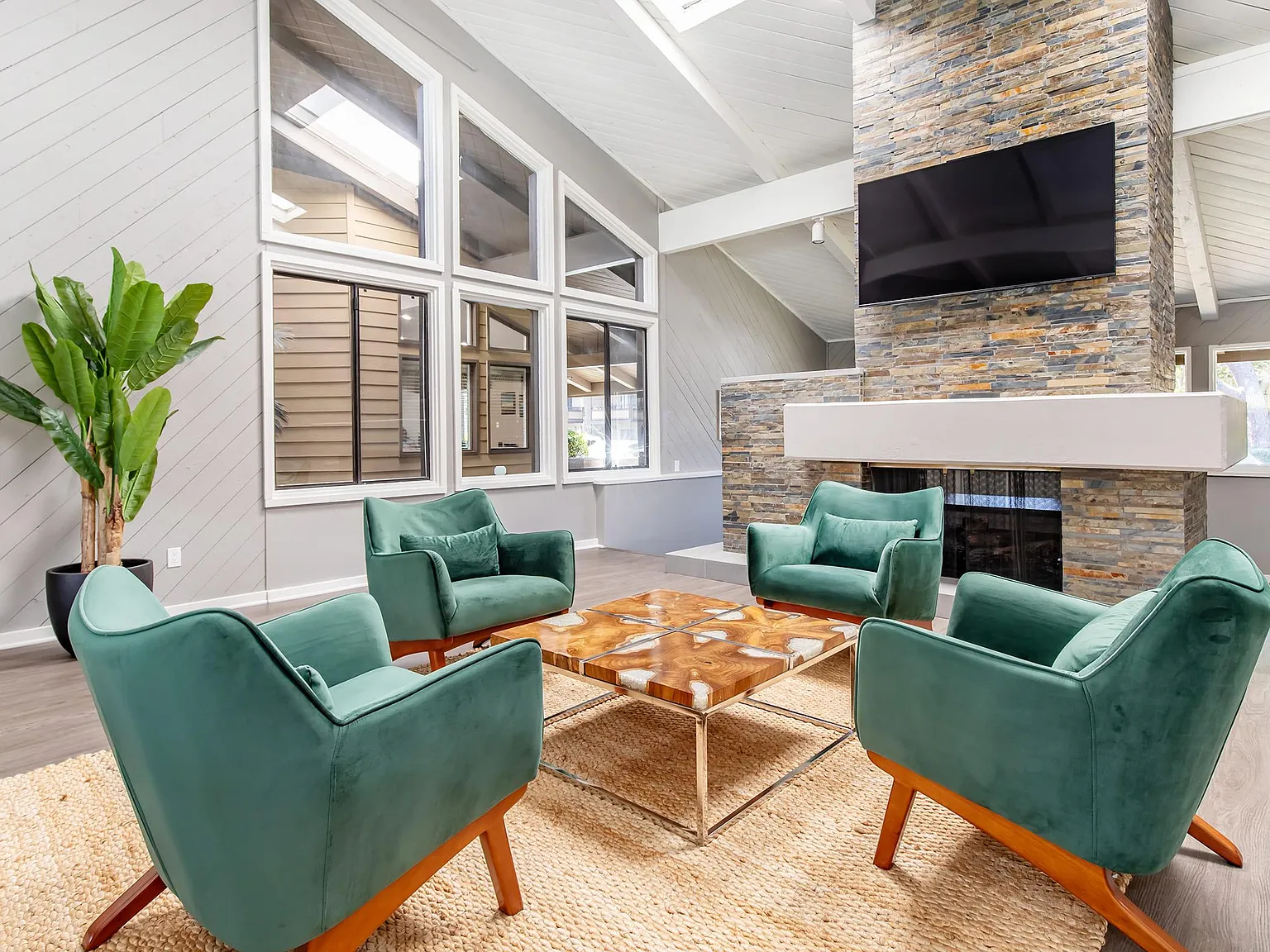 Birchwood Village Apartment Homes — Photo 1