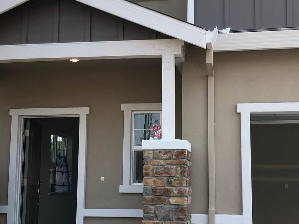 1st image of 752 Ephesus Ave