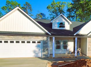 318 Limbwood Ct, Boiling Springs, SC 29316
