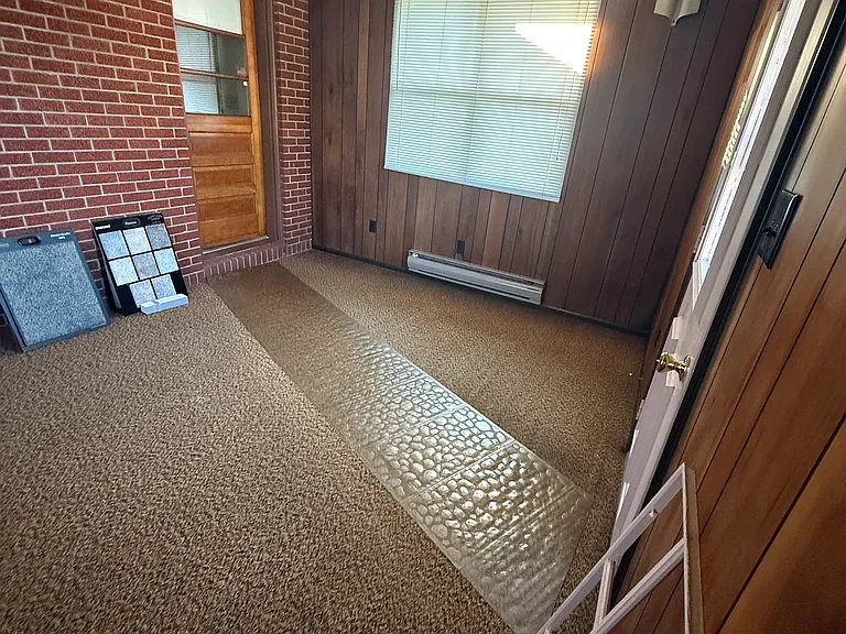 Bonus room for play area, man cave, recording studio, office, greenhouse, etc. Use your imagination!