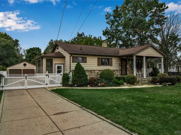173 Cayuga Creek Rd, Cheektowaga, NY 14227