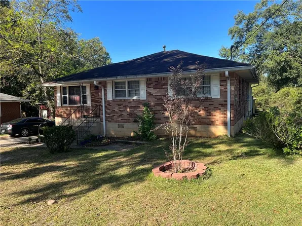 5561 Ash St, Forest Park, GA 30297