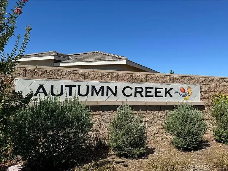 32296 Wild West Ct — Photo 2