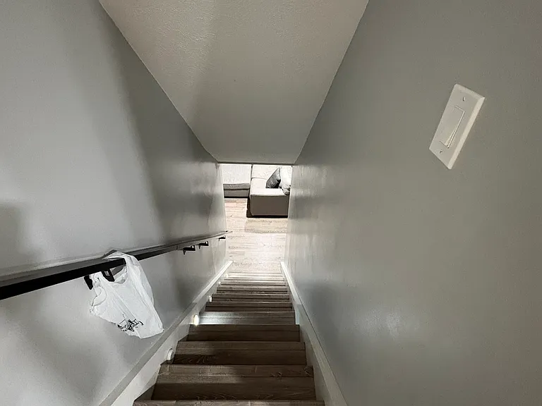 9994 Edgewood Ave — Photo 3