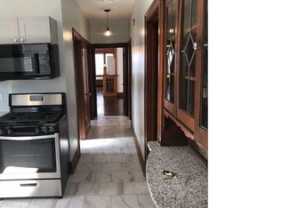 8221 S Colfax Ave, Chicago, IL