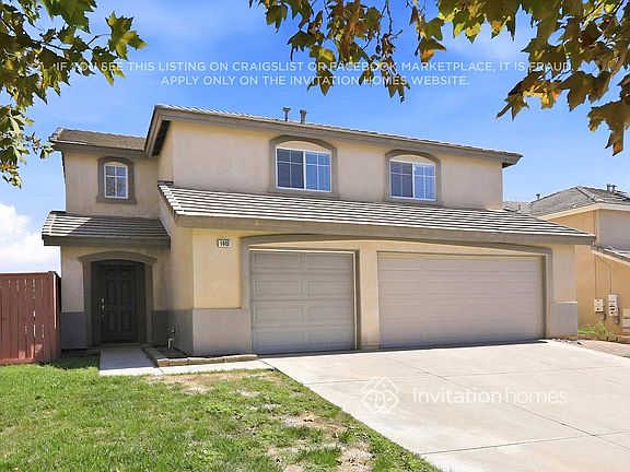 2nd image of 1448 Roadrunner Ln