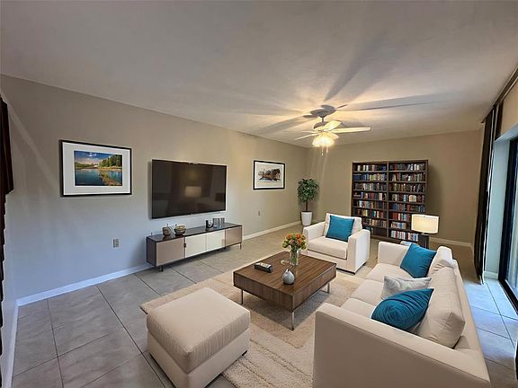 3rd image of 2903 SW 22nd Cir #43B