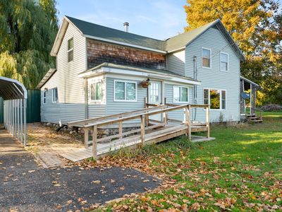 8733 Broe Rd, Cheboygan, MI, 49721