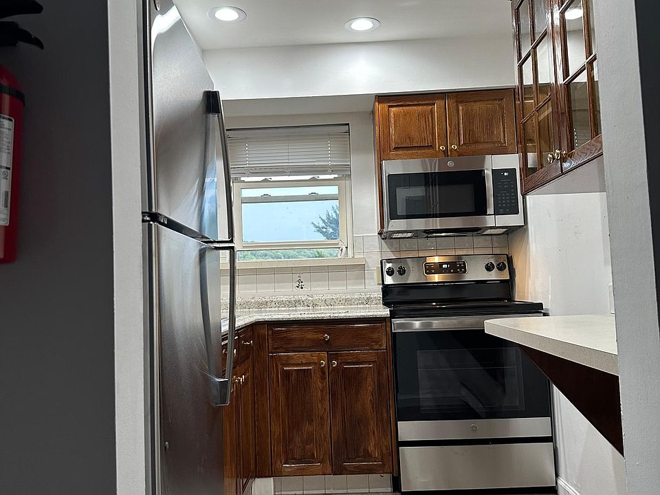 1st image of 100 Pierson Miller Dr APT D22