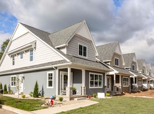 1217 Echo Dr, South Bend, IN