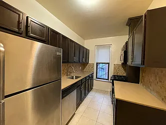 Rented by Hillel Realty Group