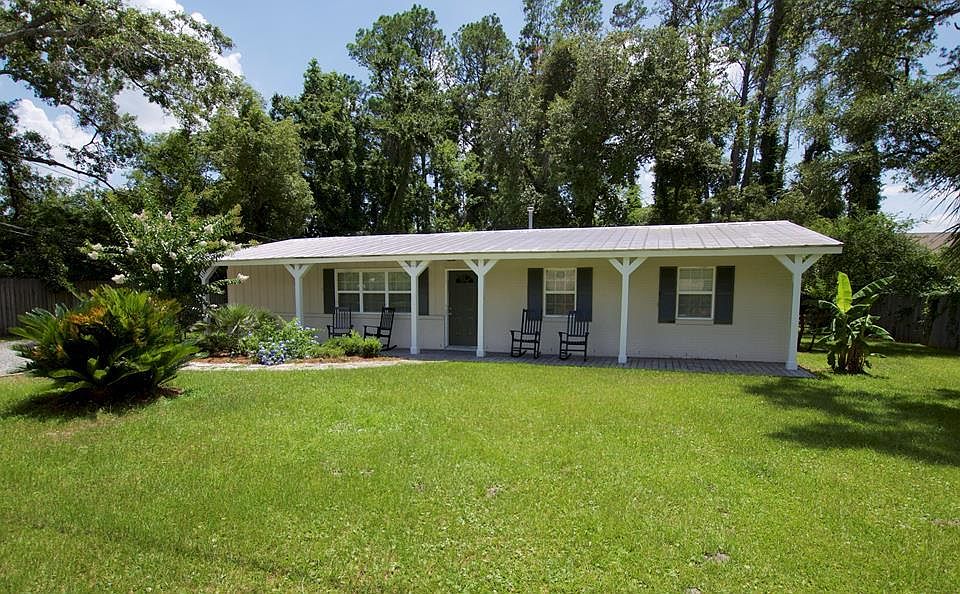 1st image of 103 Riverview Dr