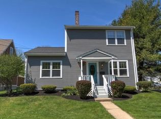 27 Broad St, Medway, MA 02053
