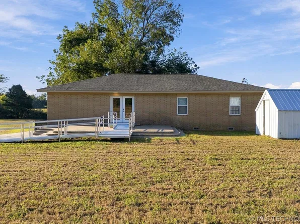 40671 N 4020th Rd, Collinsville, OK 74021