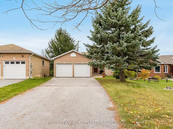 26 Sundew Dr, Barrie, ON L4N 9L8