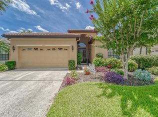 5810 Hidden Falls Ln, Apollo Beach, FL 33572