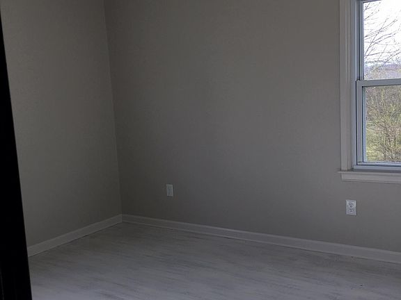 3rd image of 2620 Mimosa Ln
