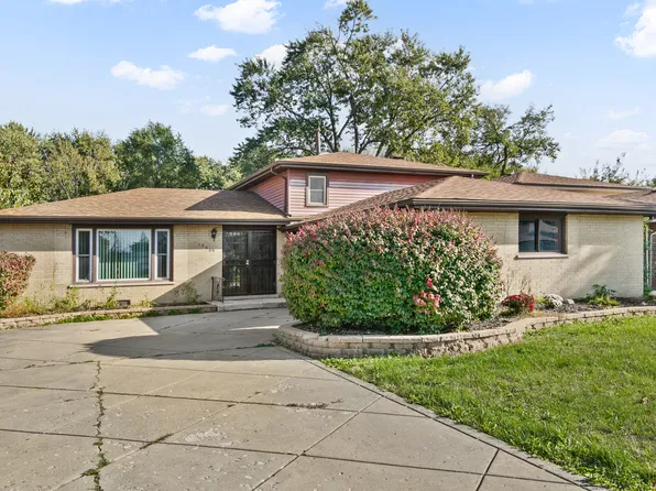 15585 Calumet Dr, South Holland, IL 60473