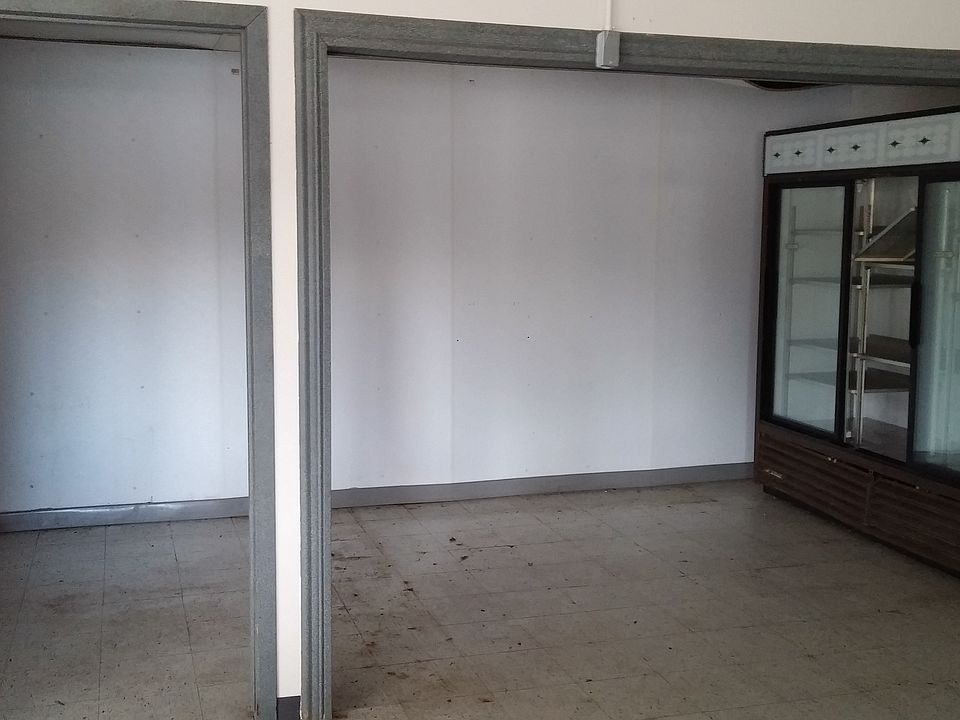 2nd image of 103 River Ave S