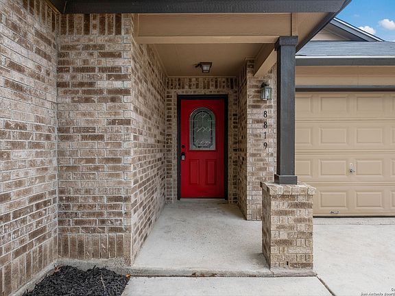 5th image of 8819 Veranda Ct