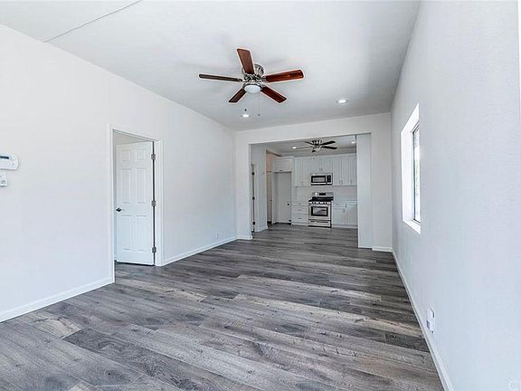 5th image of 205 S Hicks Ave