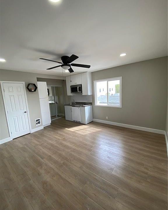 1st image of 4337 Normandie Ave