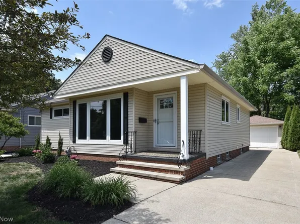 30310 Westlawn Dr, Bay Village, OH 44140